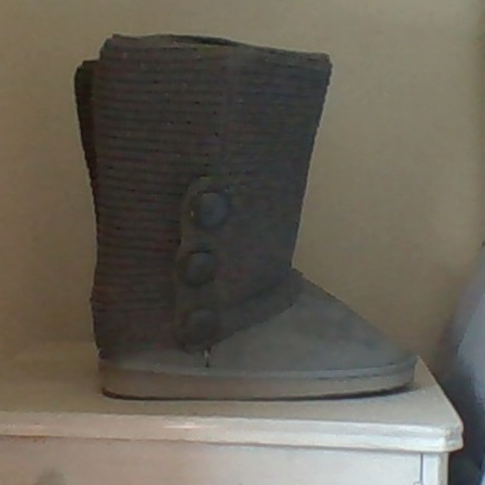 grey sie 9 boots